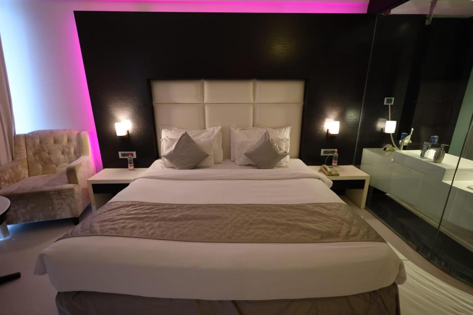 Muza 4* Bombay